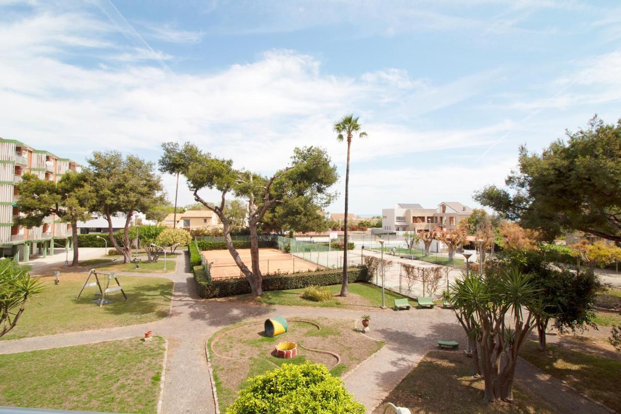 Global Properties, Apartamento con terraza y piscina a un paso de la playa Canet d'En Berenguer Exterior foto